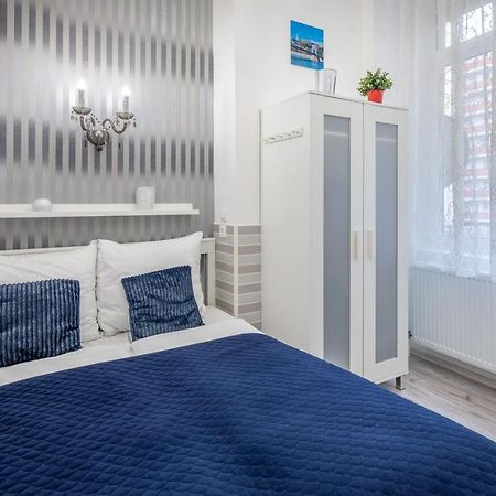 Convenient Super Central Stay Budapest Bagian luar foto